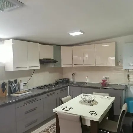 Casa * Navodari
